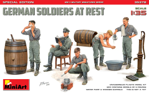 MiniArt 35378 1/35 German Soldiers At Rest (W.W.II)