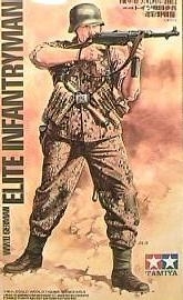 Tamiya 36303 1/16 WWII German Elite Infantryman